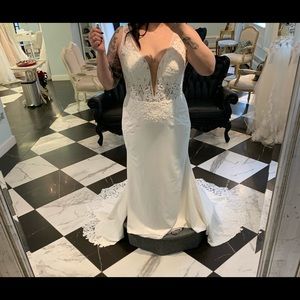 Esssance of Australia wedding dress